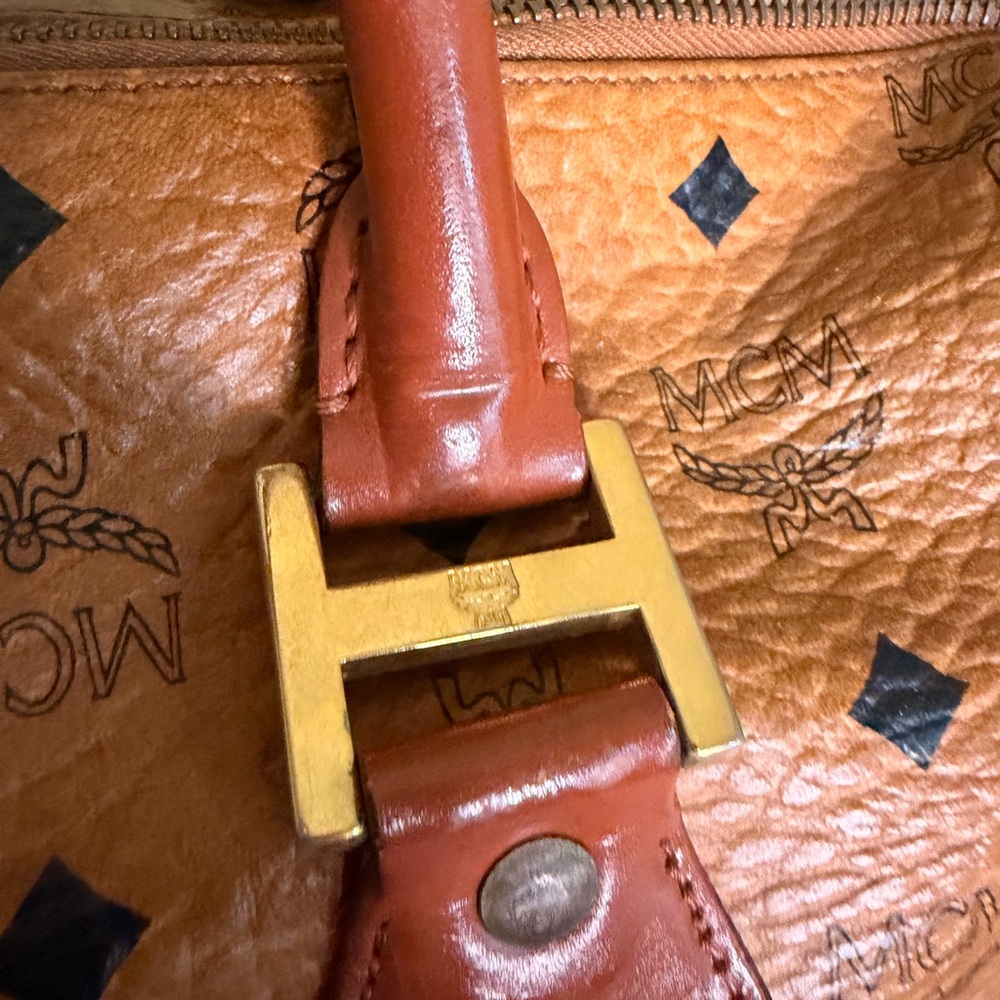 Vintage MCM Boston bag in Cognac. - Picture 8 of 16